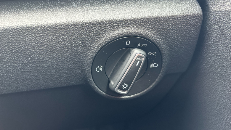 Volkswagen T-Roc 1.5 TSI EVO Design 5dr Petrol Hatchback